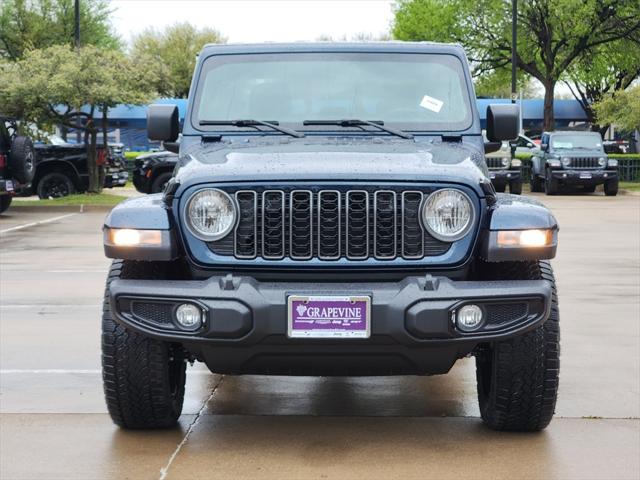 2025 Jeep Gladiator GLADIATOR NIGHTHAWK 4X4