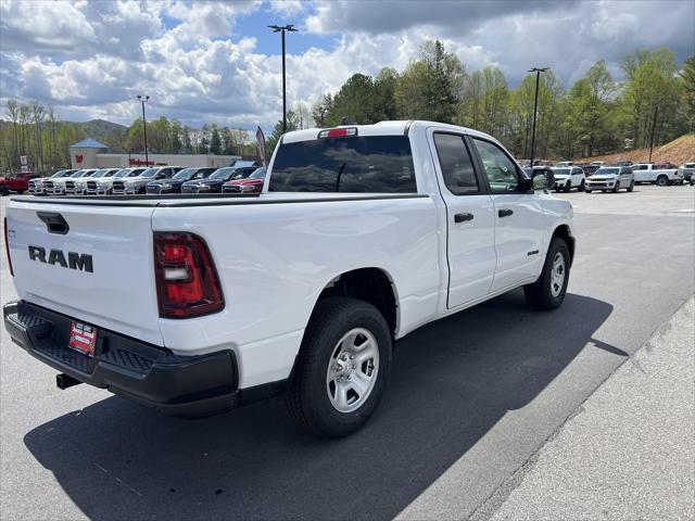 2025 RAM Ram 1500 RAM 1500 TRADESMAN QUAD CAB 4X2 64 BOX