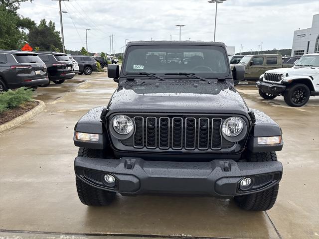 2025 Jeep Gladiator GLADIATOR NIGHTHAWK 4X4