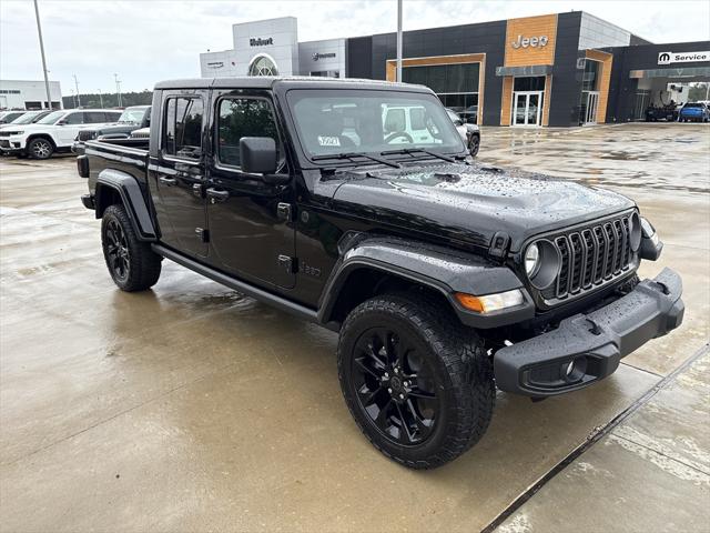 2025 Jeep Gladiator GLADIATOR NIGHTHAWK 4X4