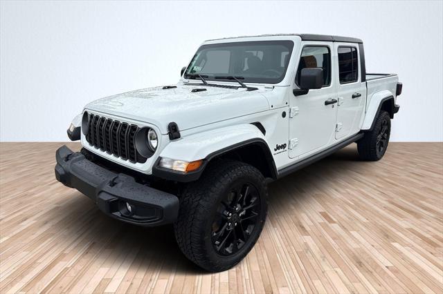 2025 Jeep Gladiator GLADIATOR NIGHTHAWK 4X4