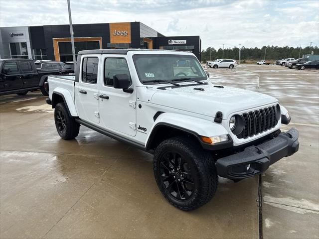 2025 Jeep Gladiator GLADIATOR NIGHTHAWK 4X4 2025 Jeep Gladiator GLADIATOR NIGHTHAWK 4X4