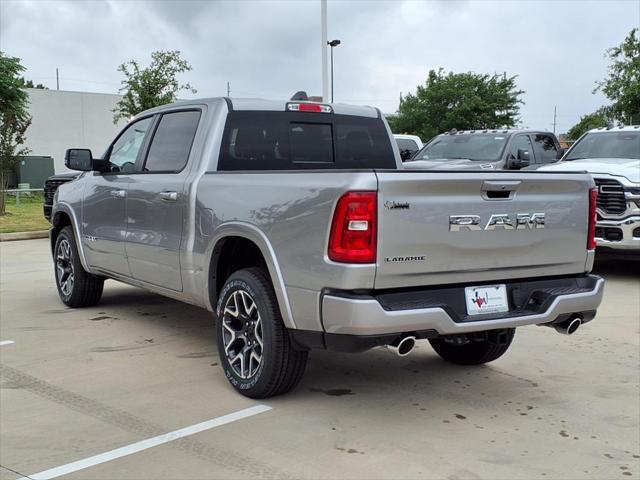 2025 RAM Ram 1500 RAM 1500 LARAMIE CREW CAB 4X2 57 BOX