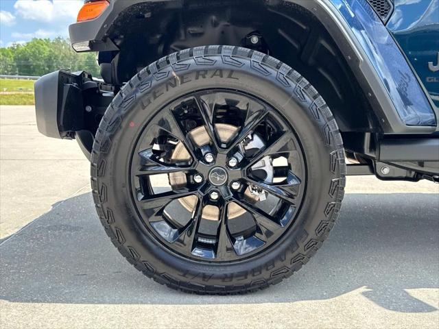 2025 Jeep Gladiator GLADIATOR NIGHTHAWK 4X4