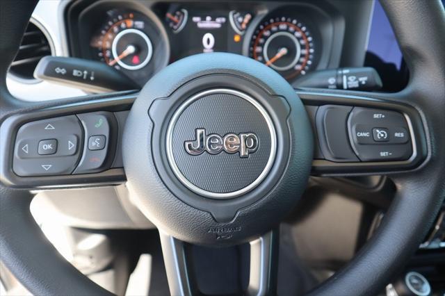 2025 Jeep Gladiator GLADIATOR NIGHTHAWK 4X4