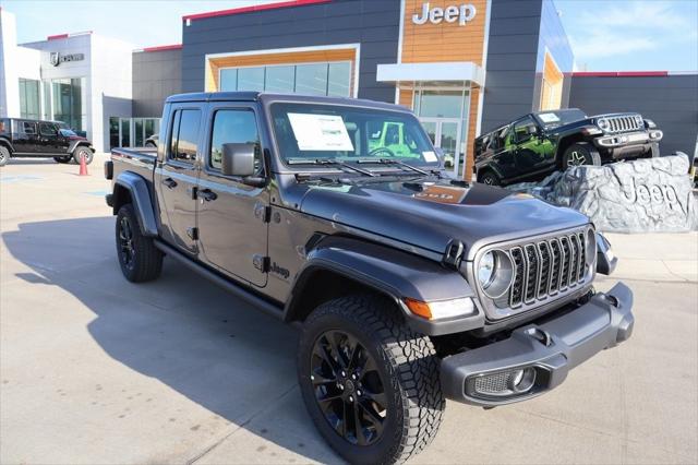 2025 Jeep Gladiator GLADIATOR NIGHTHAWK 4X4
