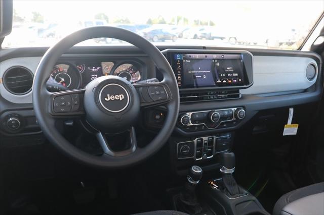 2025 Jeep Gladiator GLADIATOR NIGHTHAWK 4X4