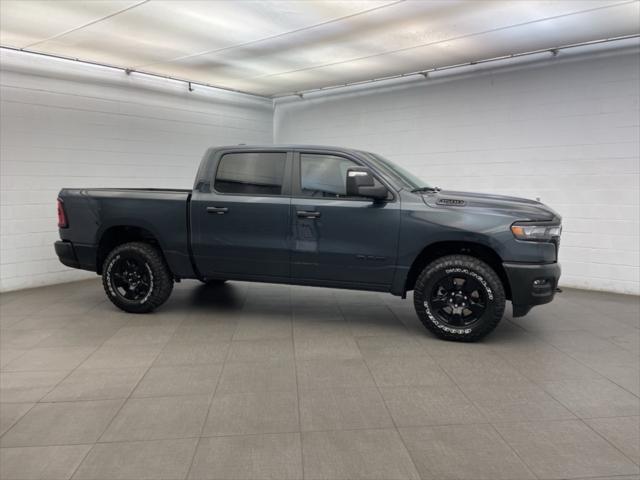 2025 RAM Ram 1500 RAM 1500 WARLOCK CREW CAB 4X4 57 BOX
