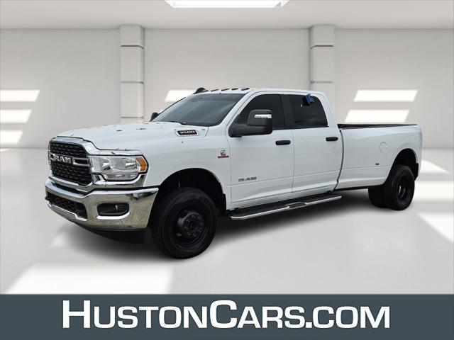 2023 RAM 3500 Big Horn Crew Cab 4x4 8 Box