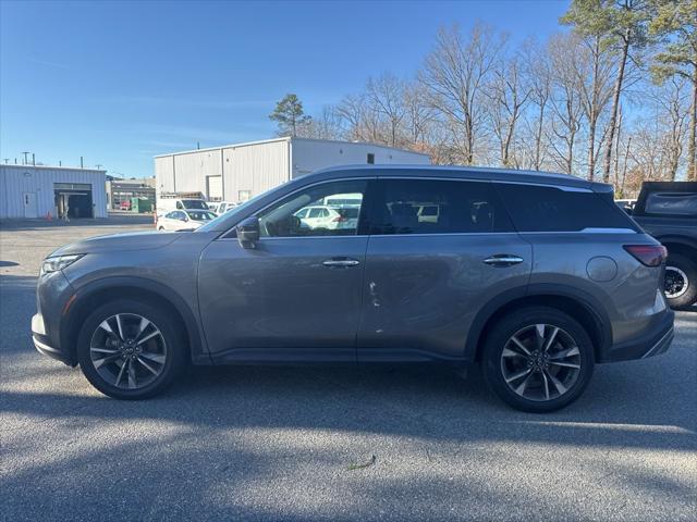 2022 INFINITI QX60 LUXE AWD