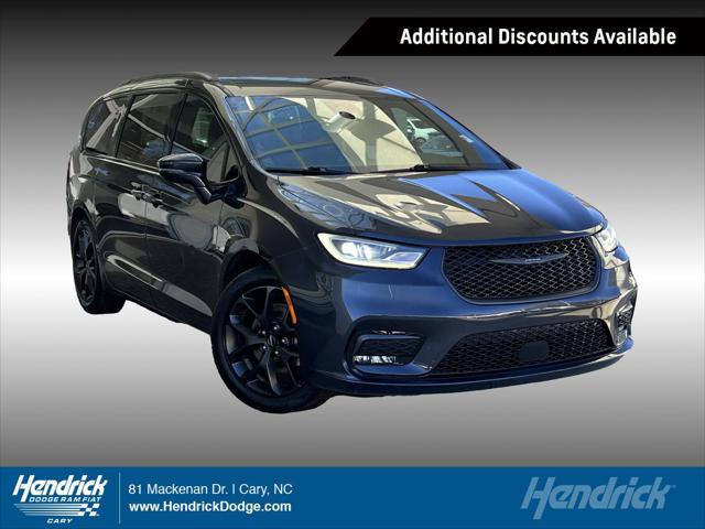 2021 Chrysler Pacifica Touring L