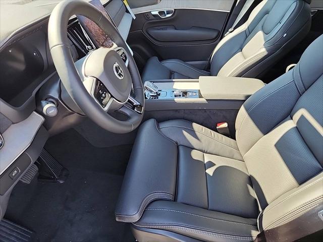 2025 Volvo XC90 B6 Ultra