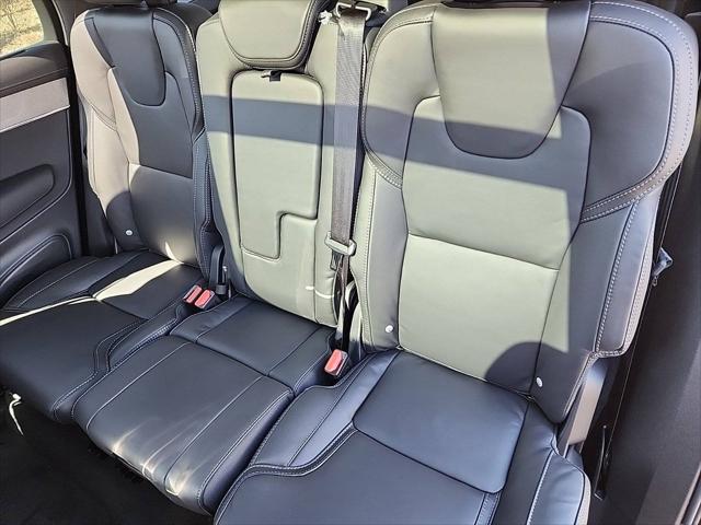 2025 Volvo XC90 B6 Ultra