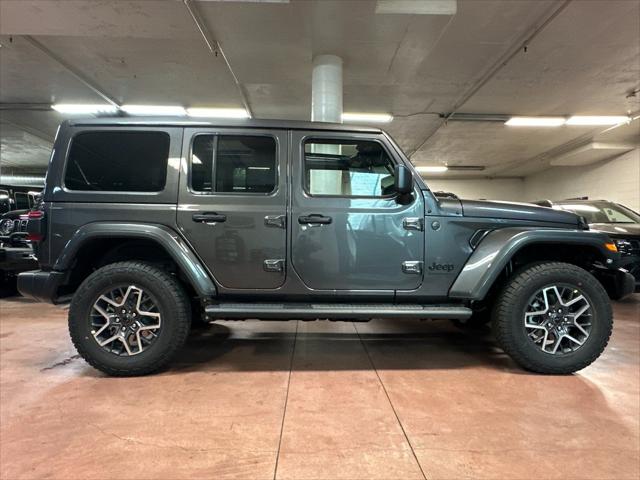2025 Jeep Wrangler 4-Door Sahara 4x4