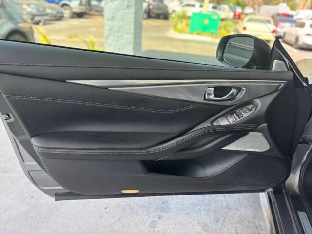 2017 INFINITI Q60 3.0t Premium