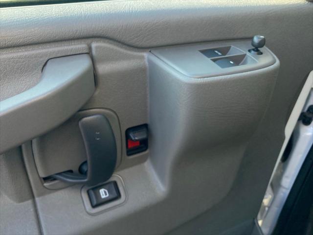 2025 Chevrolet Express Cutaway Work Van
