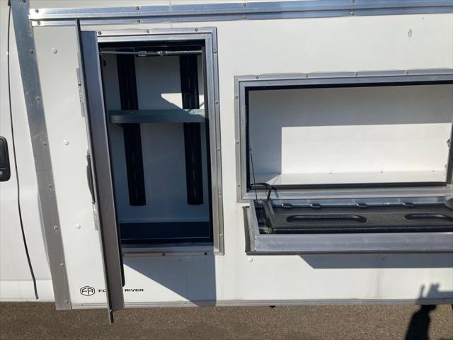 2025 Chevrolet Express Cutaway Work Van