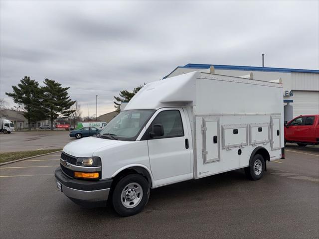 2025 Chevrolet Express Cutaway Work Van
