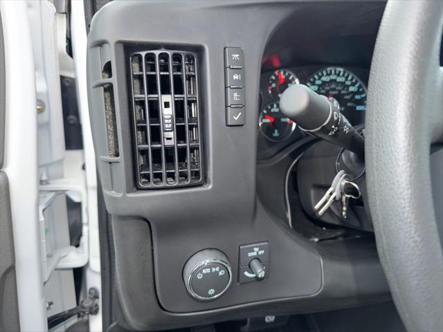 2025 Chevrolet Express Cutaway Work Van