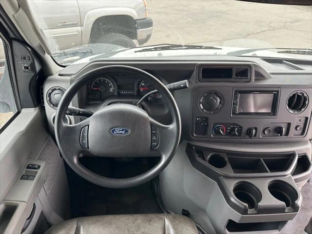 2022 Ford E-450 Cutaway 3250LE