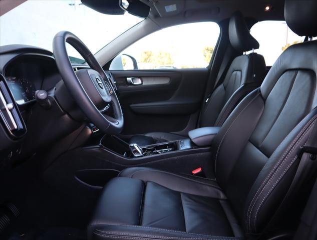 2022 Volvo XC40 T5 Inscription
