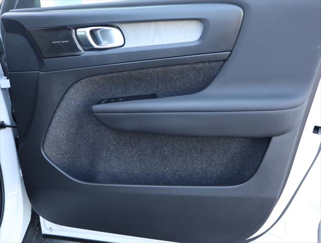 2022 Volvo XC40 T5 Inscription