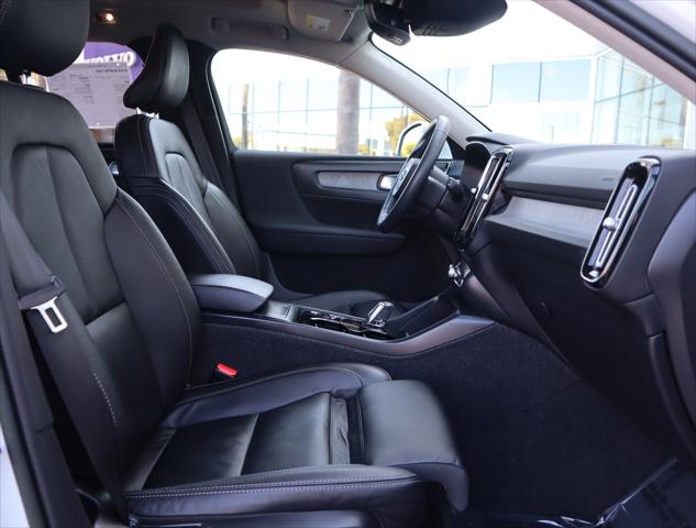 2022 Volvo XC40 T5 Inscription