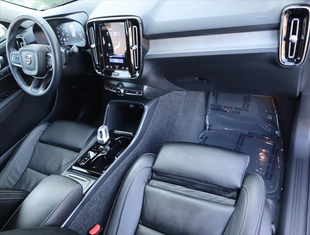 2022 Volvo XC40 T5 Inscription