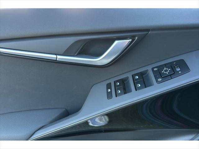 2025 Kia Niro Plug-In Hybrid EX