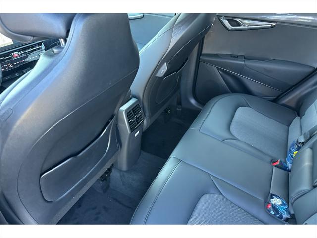 2025 Kia Niro Plug-In Hybrid EX