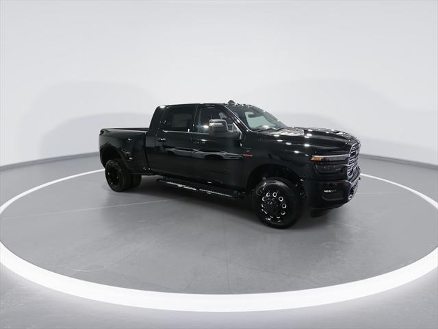2025 RAM Ram 3500 RAM 3500 LARAMIE MEGA CAB 4X4 64 BOX