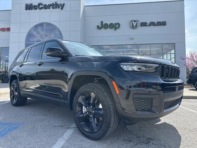 2025 Jeep Grand Cherokee GRAND CHEROKEE L ALTITUDE 4X4