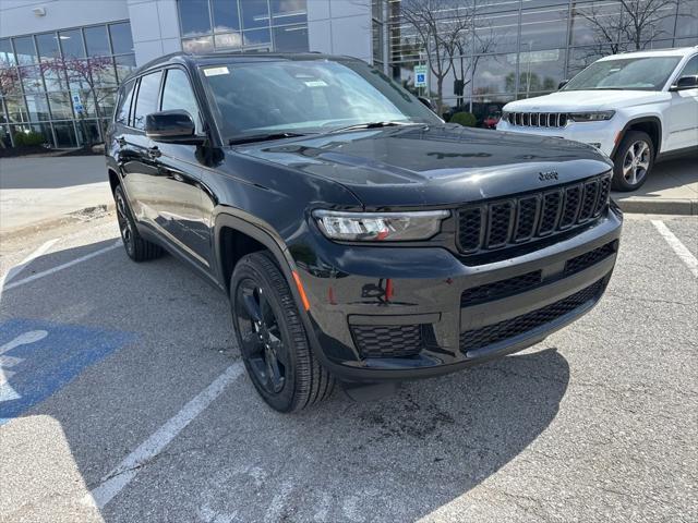2025 Jeep Grand Cherokee GRAND CHEROKEE L ALTITUDE 4X4