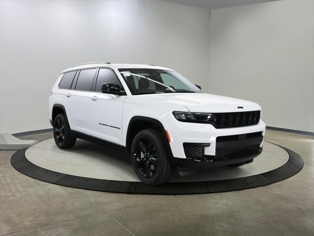 2025 Jeep Grand Cherokee GRAND CHEROKEE L ALTITUDE X 4X4