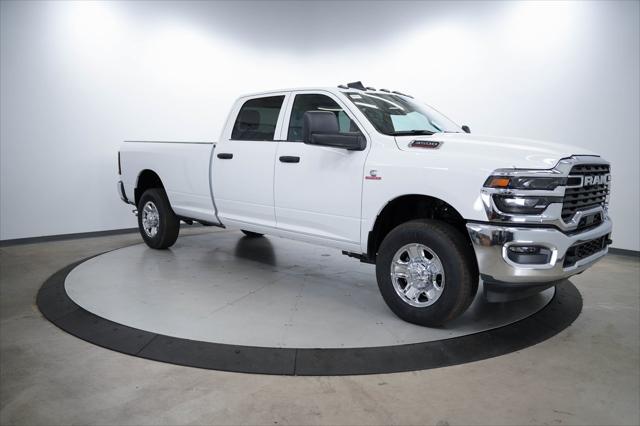 2025 RAM Ram 3500 RAM 3500 TRADESMAN CREW CAB 4X4 8 BOX