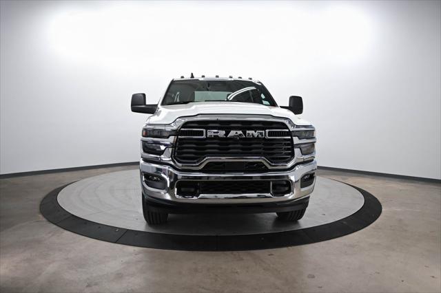 2025 RAM Ram 3500 RAM 3500 TRADESMAN CREW CAB 4X4 8 BOX