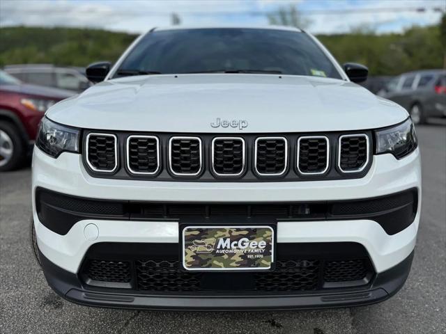 2025 Jeep Compass COMPASS SPORT 4X4