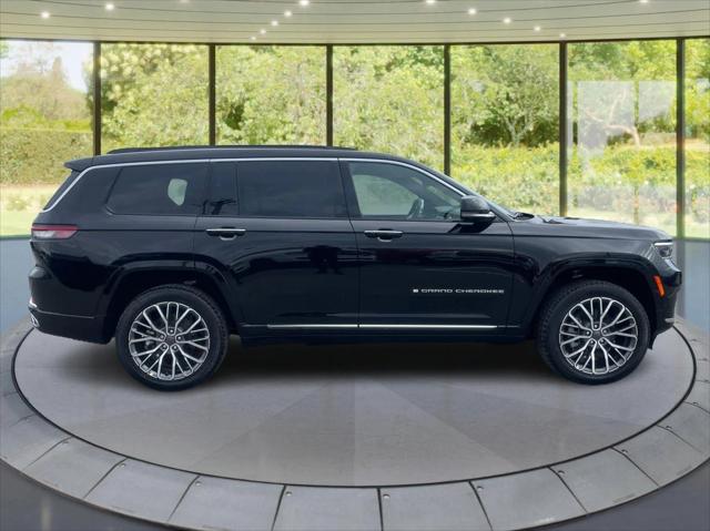 2025 Jeep Grand Cherokee GRAND CHEROKEE L SUMMIT RESERVE 4X4