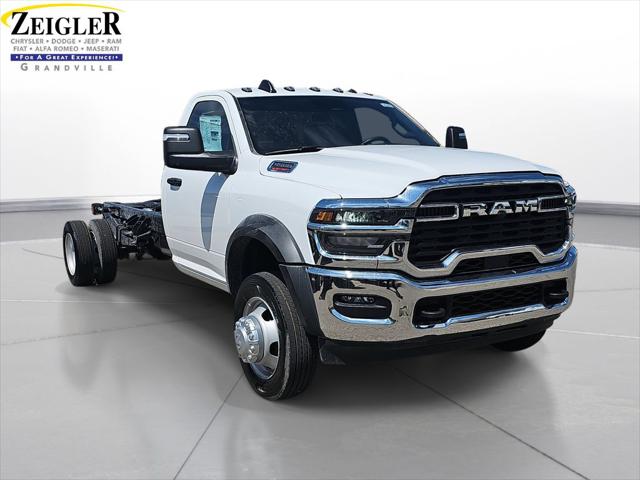 2025 RAM Ram 5500 Chassis Cab RAM 5500 TRADESMAN CHASSIS REGULAR CAB 4X2 120 CA