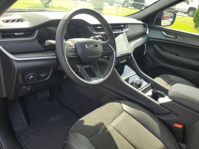 2025 Jeep Grand Cherokee GRAND CHEROKEE L ALTITUDE X 4X2