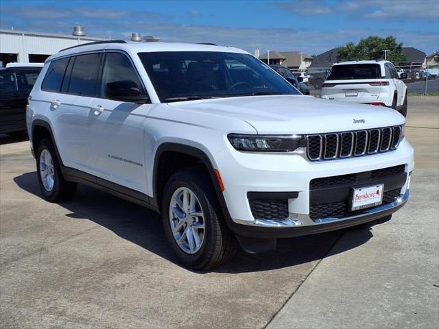 2025 Jeep Grand Cherokee GRAND CHEROKEE L LAREDO 4X4