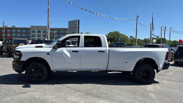 2025 RAM Ram 3500 RAM 3500 TRADESMAN CREW CAB 4X4 8 BOX