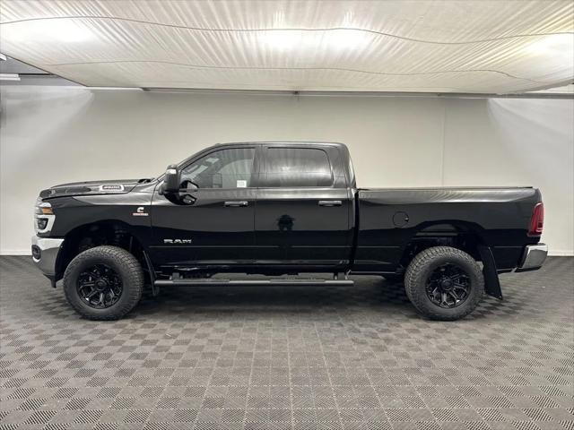 2025 RAM Ram 3500 RAM 3500 BIG HORN CREW CAB 4X4 64 BOX