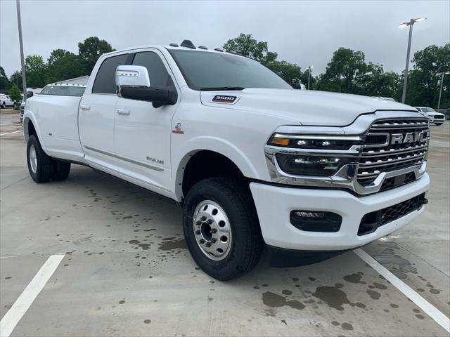 2025 RAM Ram 3500 RAM 3500 LIMITED CREW CAB 4X4 8 BOX