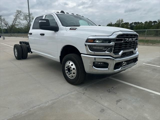 2025 RAM Ram 3500 Chassis Cab RAM 3500 TRADESMAN CREW CAB CHASSIS 4X2 60 CA