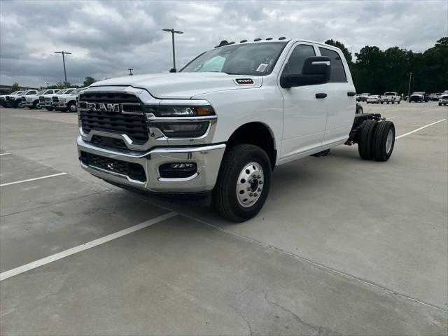 2025 RAM Ram 3500 Chassis Cab RAM 3500 TRADESMAN CREW CAB CHASSIS 4X2 60 CA