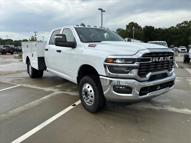 2025 RAM Ram 3500 Chassis Cab RAM 3500 TRADESMAN CREW CAB CHASSIS 4X2 60 CA