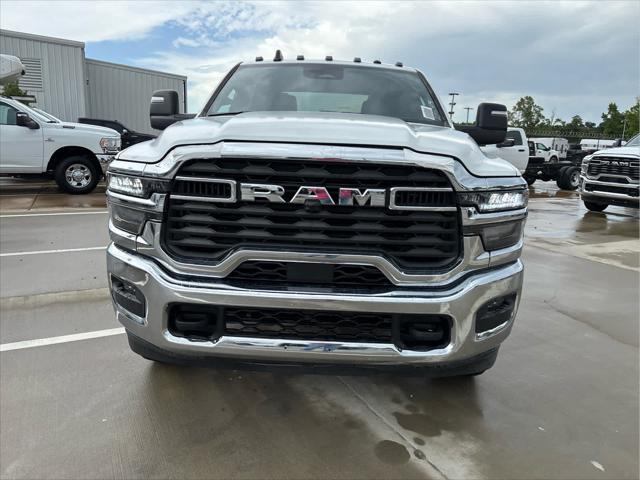 2025 RAM Ram 3500 Chassis Cab RAM 3500 TRADESMAN CREW CAB CHASSIS 4X2 60 CA