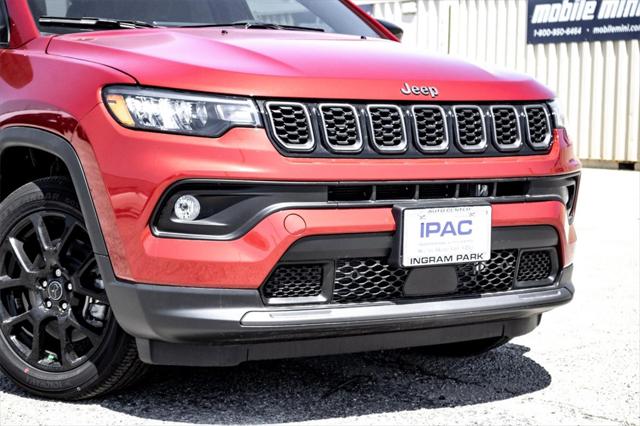 2025 Jeep Compass COMPASS LATITUDE 4X4