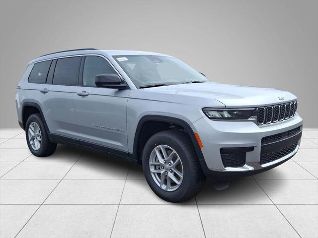 2025 Jeep Grand Cherokee GRAND CHEROKEE L LAREDO X 4X4